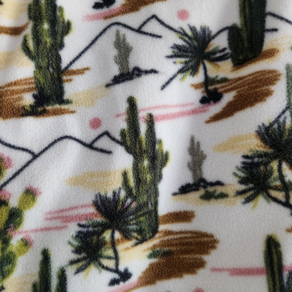 Ariat Green and Brown Outdoor Sweatshirt - Picture 3 of 5